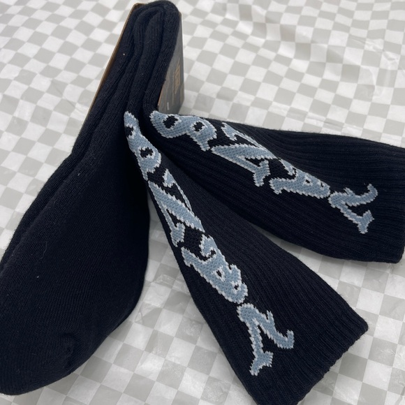 Vans Road Stop Crew Socks (1 pair)

Style VN000NCHBLK - Picture 3 of 16